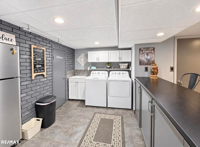 29901 Rosebriar Street, St Clair Shores, MI 48082