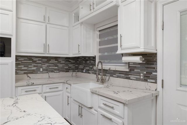 614 Yoli Lane, Donna, TX 78537