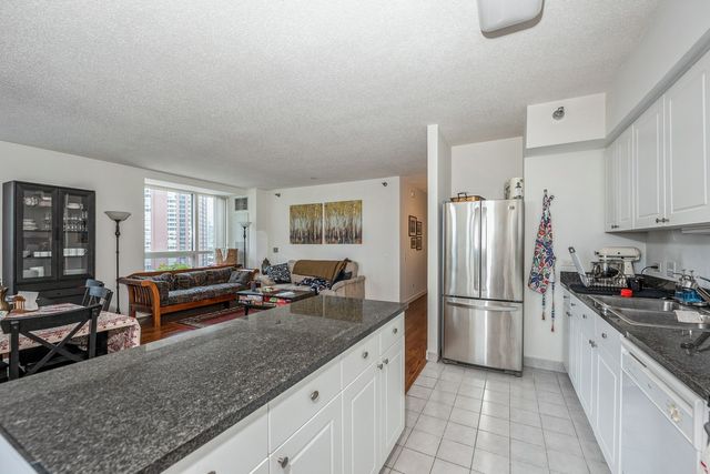 512 N McClurg Court 504, Chicago, IL 60611