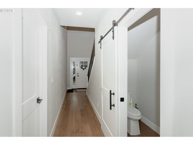 1551 ALSEA Dr, Eugene, OR 97408