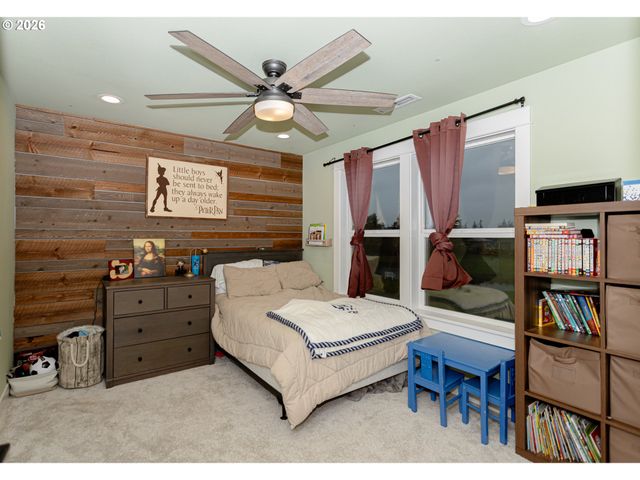 1551 ALSEA Dr, Eugene, OR 97408