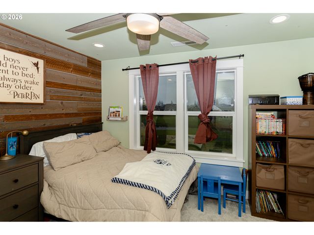 1551 ALSEA Dr, Eugene, OR 97408