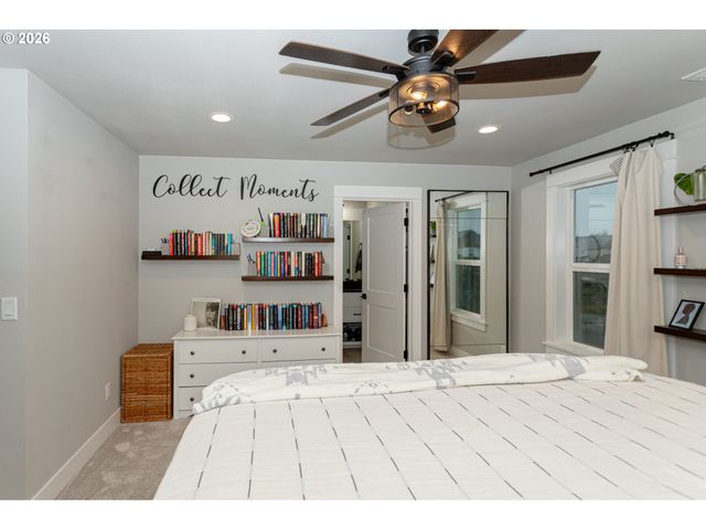 1551 ALSEA Dr, Eugene, OR 97408