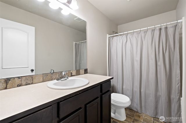 17621 74th Avenue Ct E, Puyallup, WA 98375