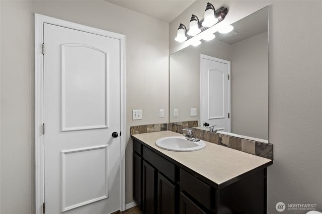 17621 74th Avenue Ct E, Puyallup, WA 98375