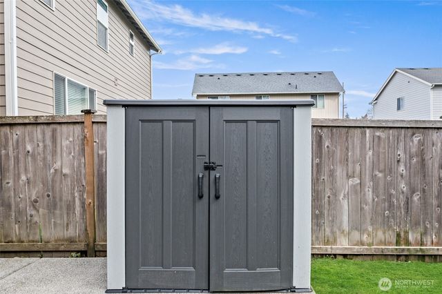 17621 74th Avenue Ct E, Puyallup, WA 98375