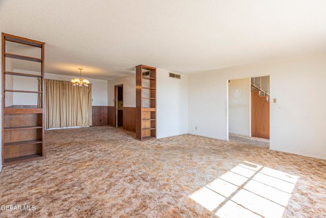 8811 MAGNETIC Drive, El Paso, TX 79904