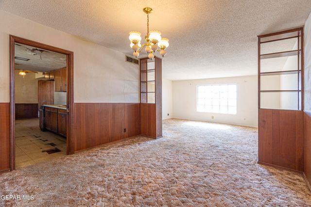 8811 MAGNETIC Drive, El Paso, TX 79904