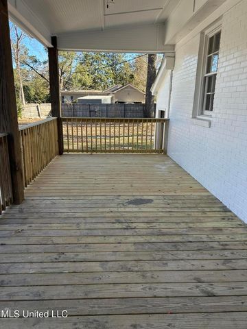 106 Sgt Prentiss Drive, Natchez, MS 39120