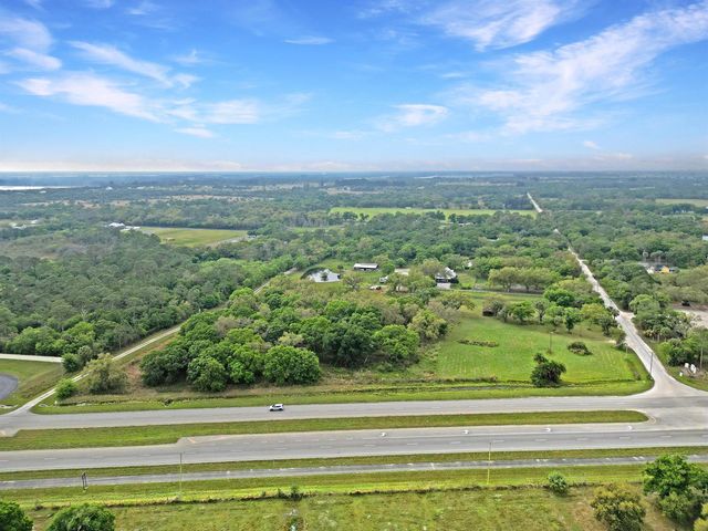 11275 Okeechobee Road, Fort Pierce, FL 34945