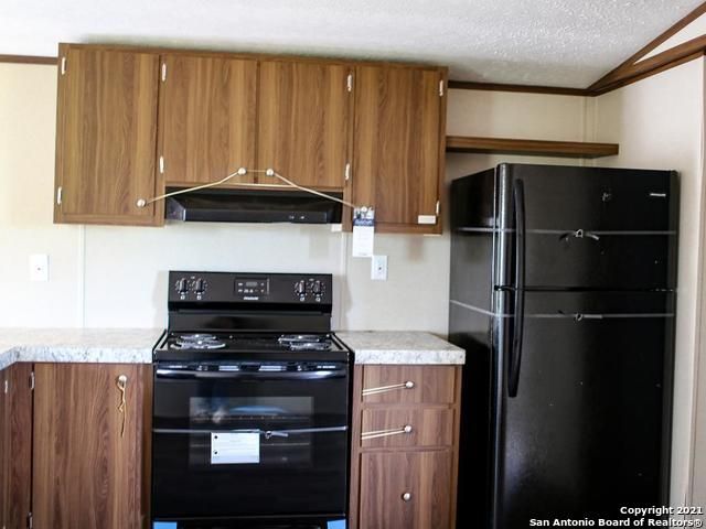 7380 Pittman, Adkins, TX 78101