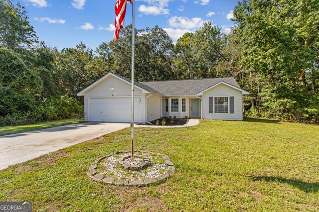 126 Lake Wisteria Court, Kingsland, GA 31548