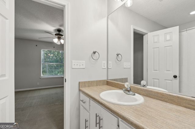 126 Lake Wisteria Court, Kingsland, GA 31548