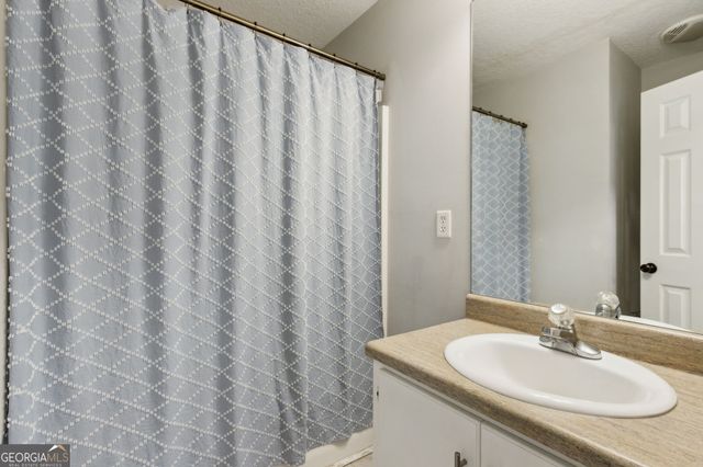 126 Lake Wisteria Court, Kingsland, GA 31548