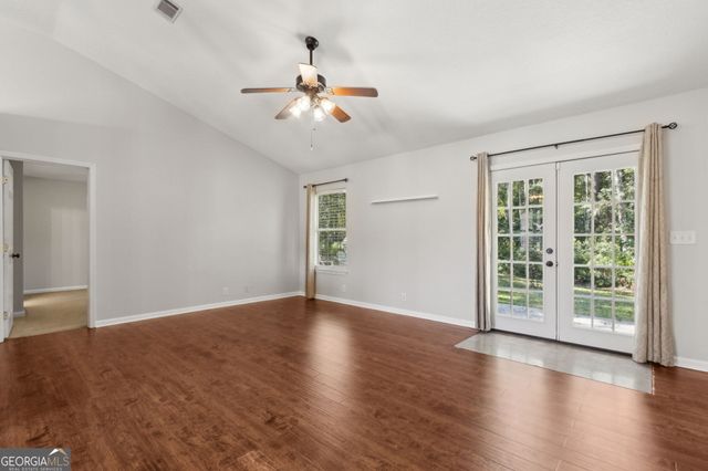 126 Lake Wisteria Court, Kingsland, GA 31548