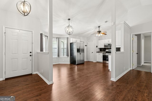 126 Lake Wisteria Court, Kingsland, GA 31548