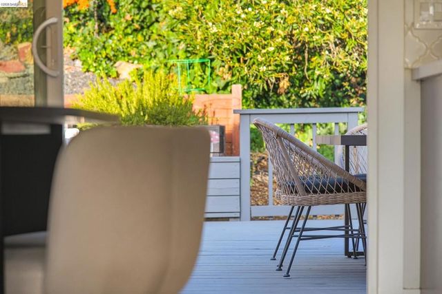 476 Creighton Way, Oakland, CA 94619