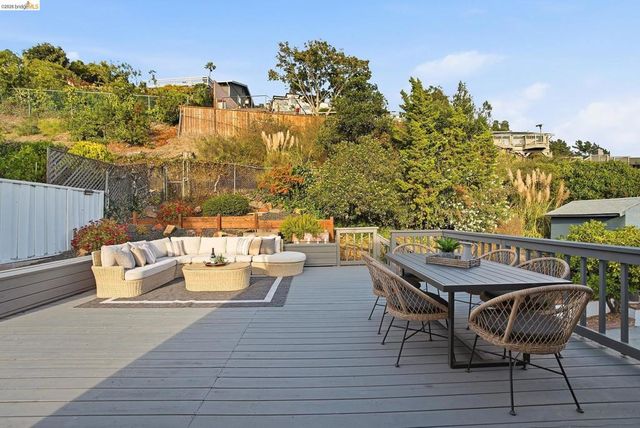 476 Creighton Way, Oakland, CA 94619