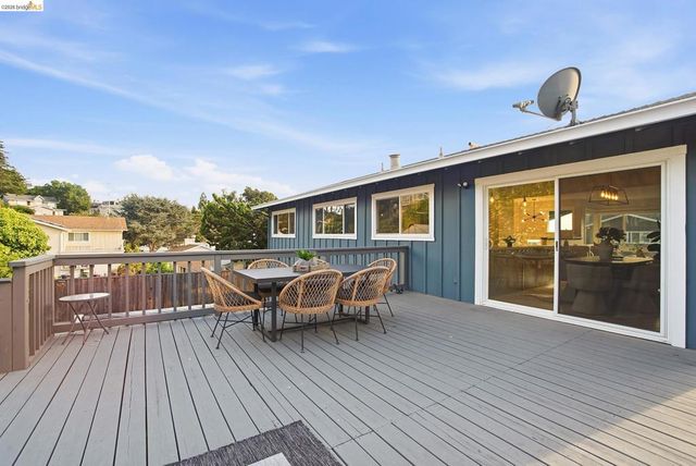 476 Creighton Way, Oakland, CA 94619