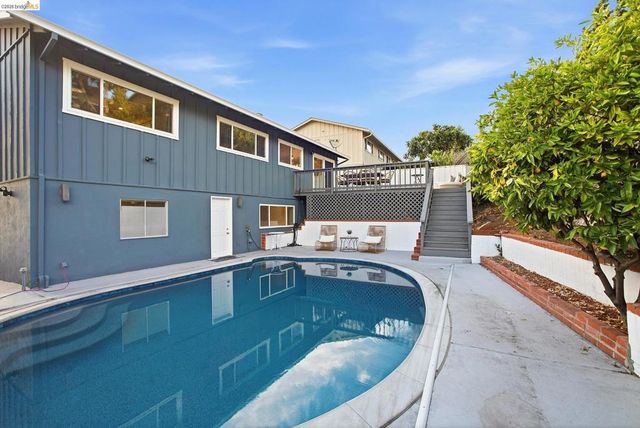 476 Creighton Way, Oakland, CA 94619