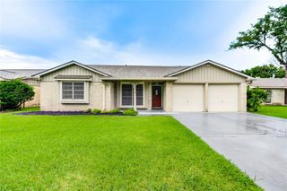 12207 Meadowdale Drive, Meadows Place, TX 77477