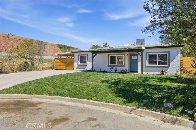 3192 Pontiac, Jurupa Valley, CA 92509