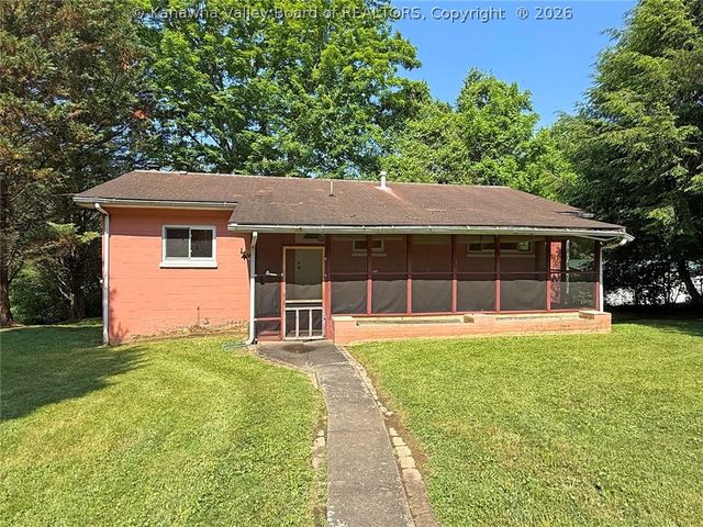 657 Timber Lane, Elkview, WV 25071