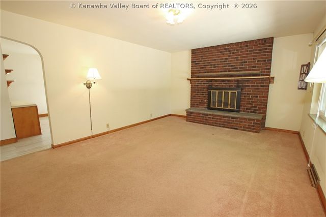 657 Timber Lane, Elkview, WV 25071