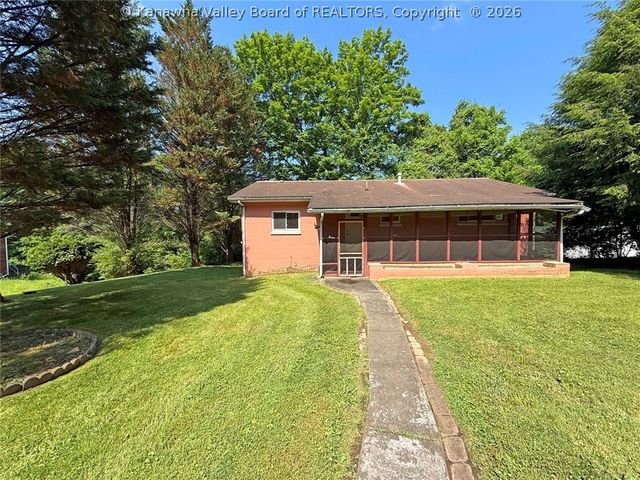 657 Timber Lane, Elkview, WV 25071