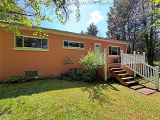 657 Timber Lane, Elkview, WV 25071