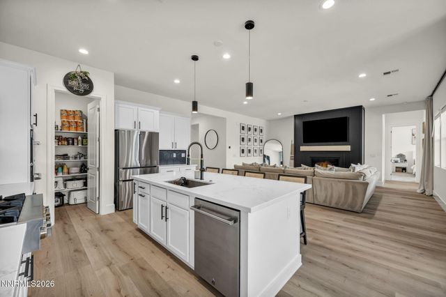 7617 Calypso Drive, Sparks, NV 89436