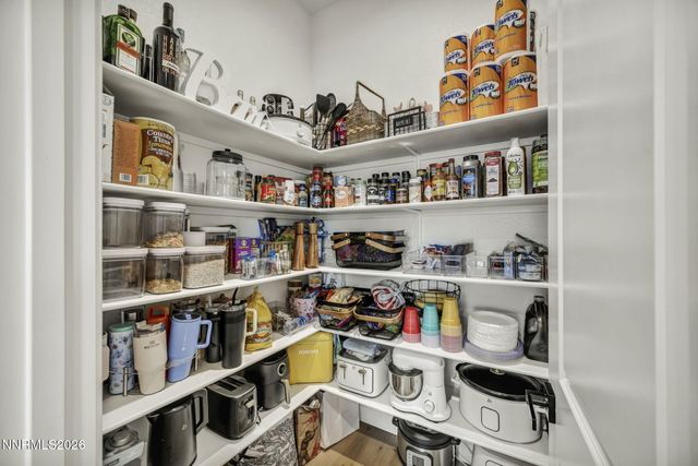 7617 Calypso Drive, Sparks, NV 89436