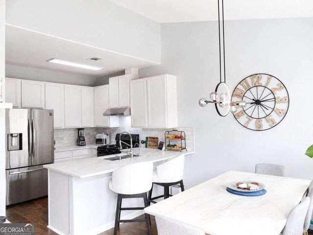 4315 Buford Valley Way, Buford, GA 30518