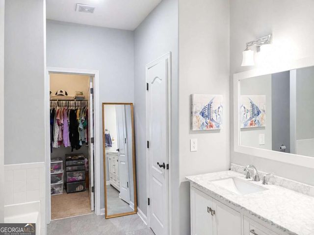 4315 Buford Valley Way, Buford, GA 30518
