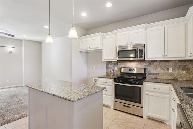 540 Oak Park Drive, Choctaw, OK 73020