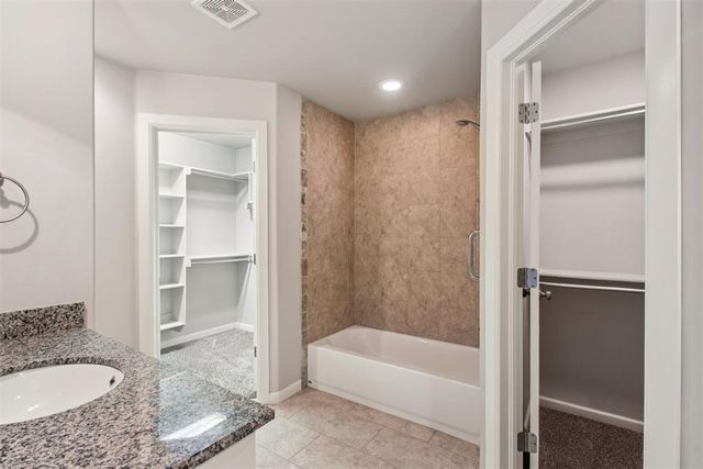 540 Oak Park Drive, Choctaw, OK 73020