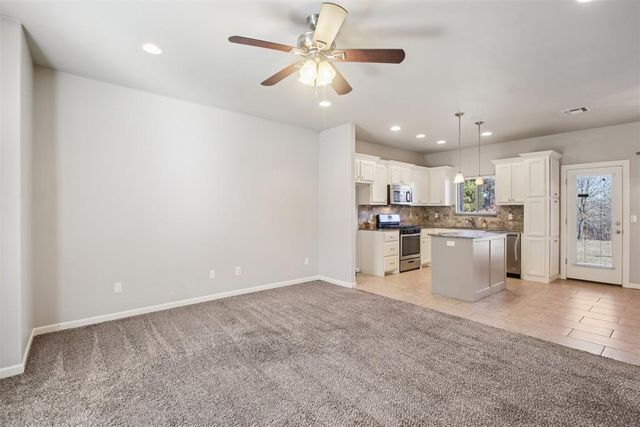 540 Oak Park Drive, Choctaw, OK 73020