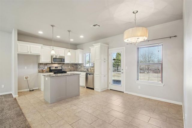 540 Oak Park Drive, Choctaw, OK 73020