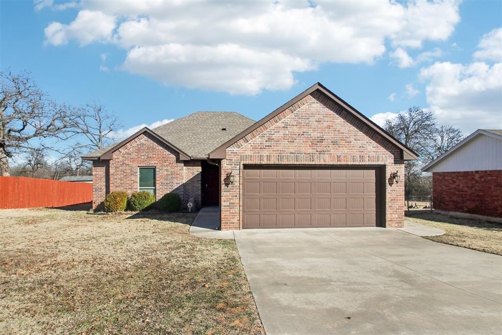 540 Oak Park Drive, Choctaw, OK 73020