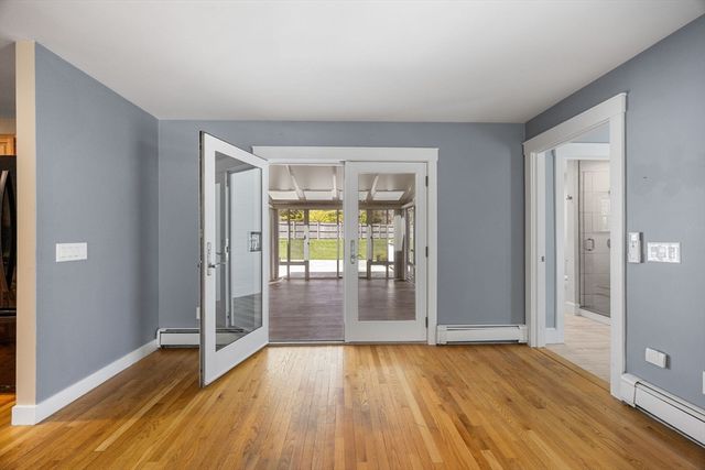 1 Boat House Dr, Wareham, MA 02571