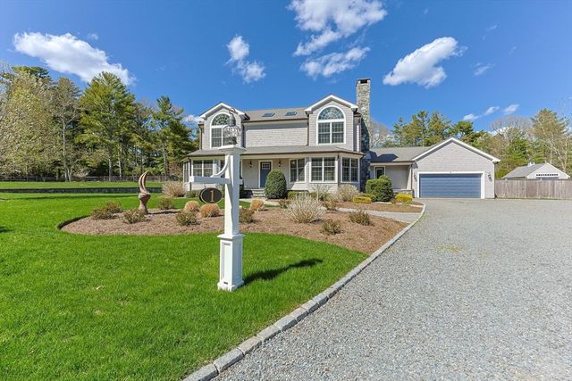 1 Boat House Dr, Wareham, MA 02571