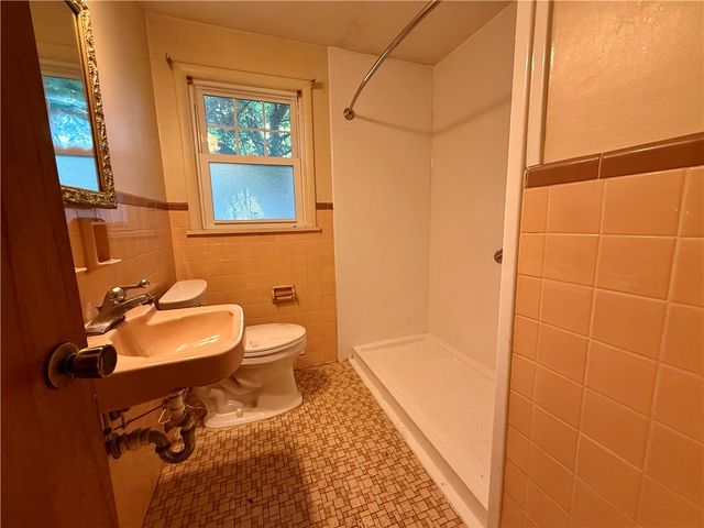 116 Lemoyn Avenue, Rochester, NY 14612