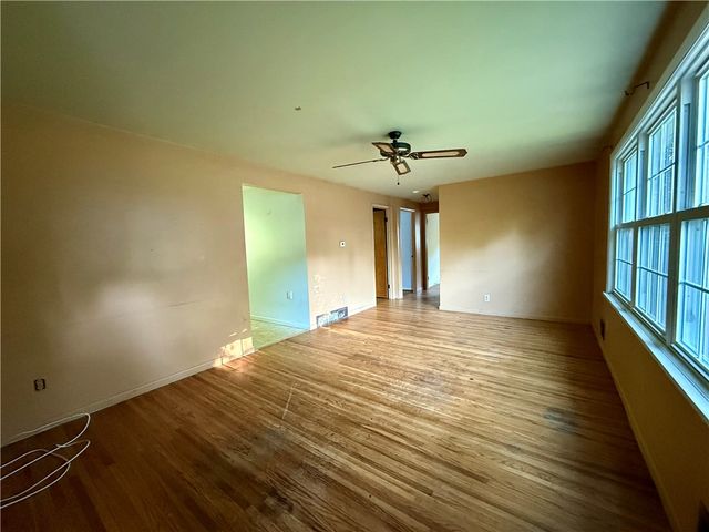 116 Lemoyn Avenue, Rochester, NY 14612