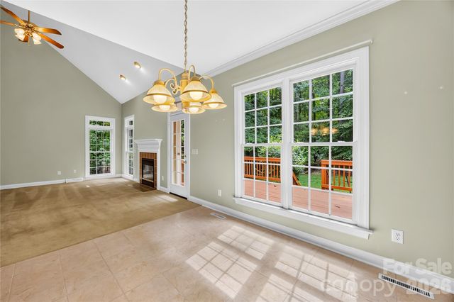 121 Morrows Ridge Lane, Mooresville, NC 28117