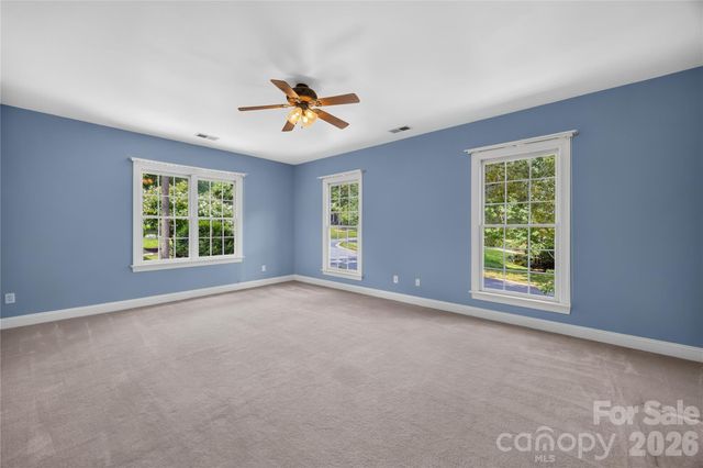 121 Morrows Ridge Lane, Mooresville, NC 28117