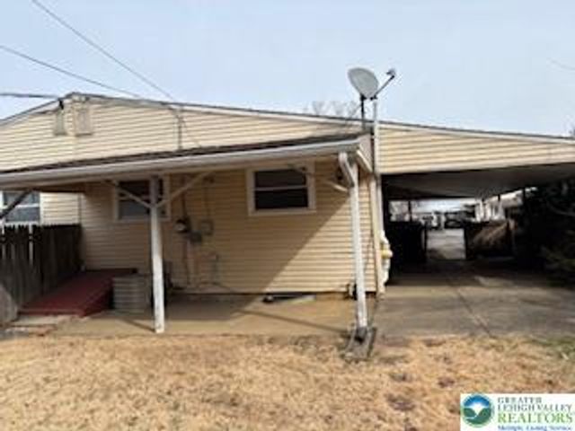 1527 Livingston Street, Bethlehem City, PA 18017