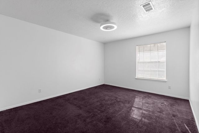 5206 Lodge Creek Dr Drive, Houston, TX 77066