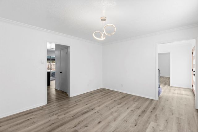 5206 Lodge Creek Dr Drive, Houston, TX 77066