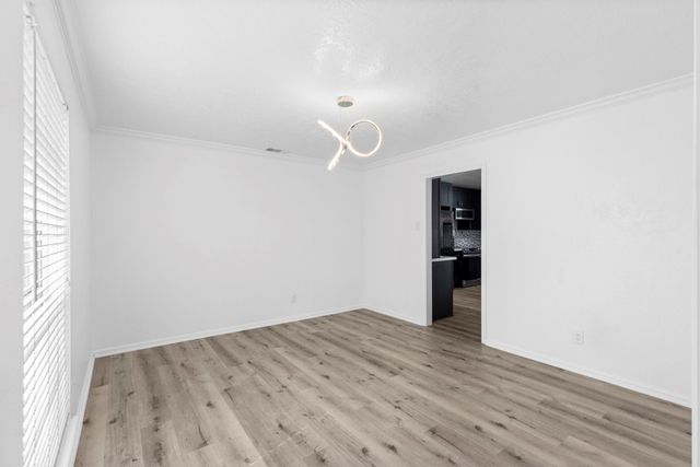 5206 Lodge Creek Dr Drive, Houston, TX 77066