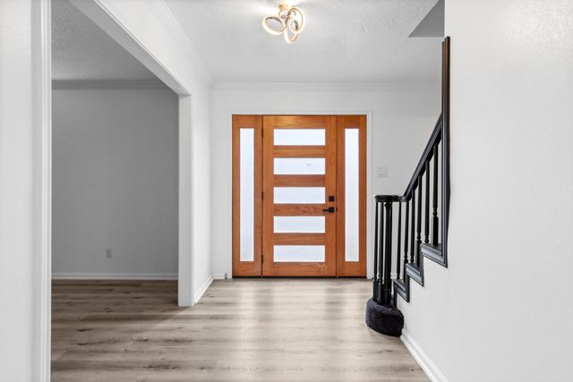 5206 Lodge Creek Dr Drive, Houston, TX 77066